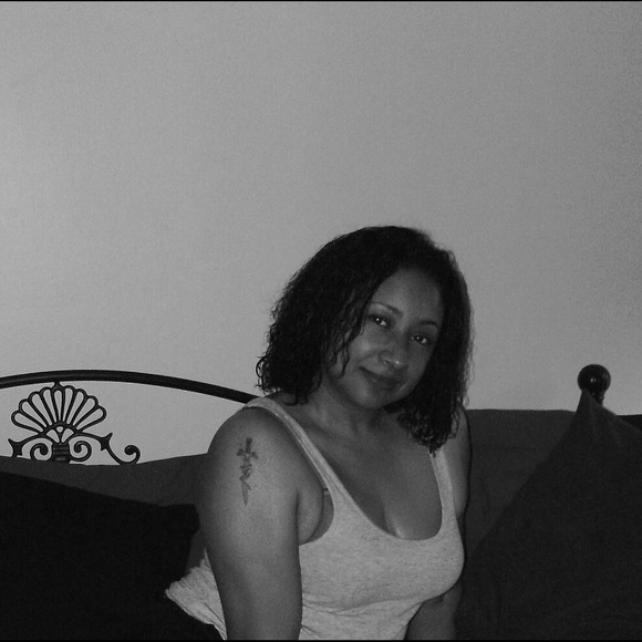 Meet your Posher, DarkBeauty - Picture 6 of 8